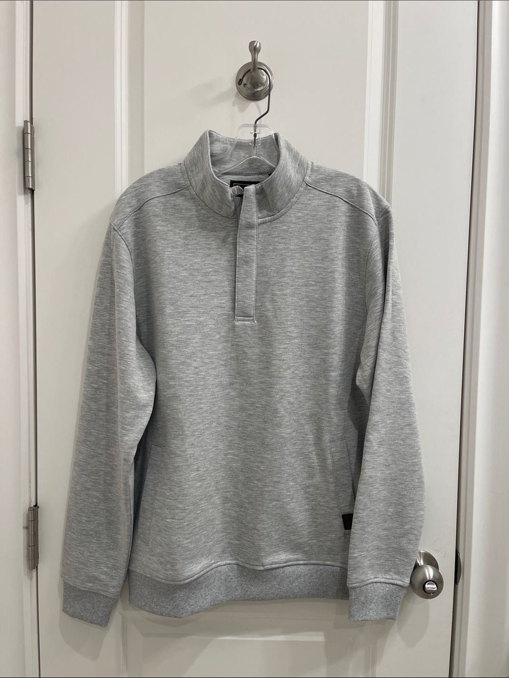 Waggle NWT Men's Light Grey Half-Zip Pullover Sweater